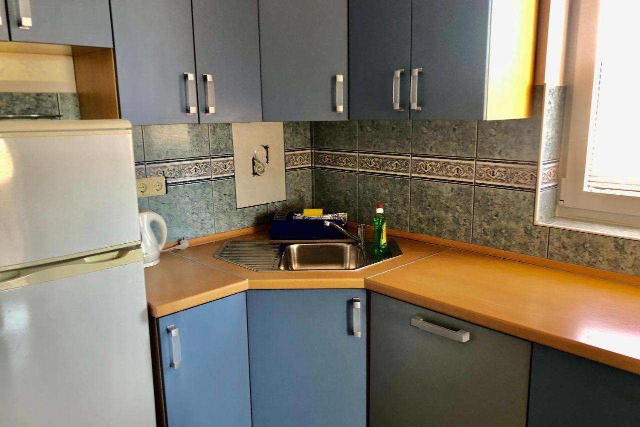 Villa Latina With 6 Apartments And A Shared Pool Vir Zewnętrze zdjęcie